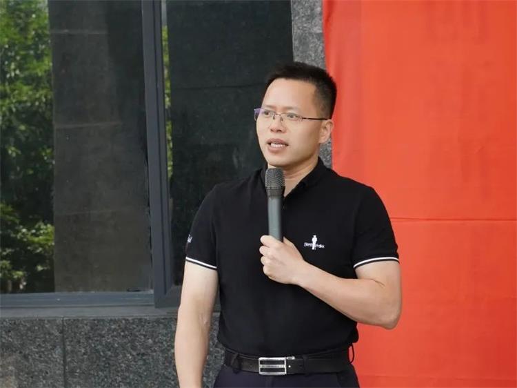 766dc4c8-f1b8-4c4a-bada-a62fba5363e4