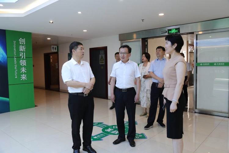 c0604a5c-add2-4188-867f-77d37b2e9075